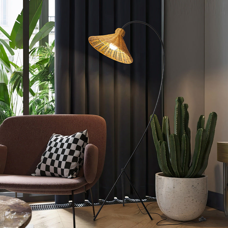 Novyra | Classic Bamboo Shade Floor Lamp