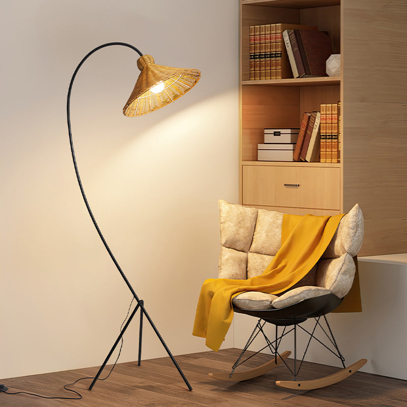 Novyra | Classic Bamboo Shade Floor Lamp