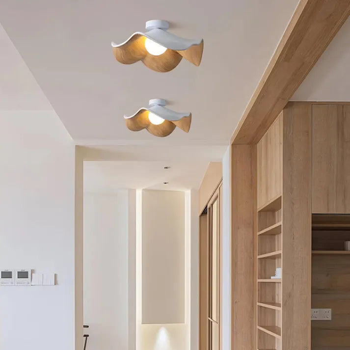 PetalNord – Wooden Lotus Ceiling Fixture